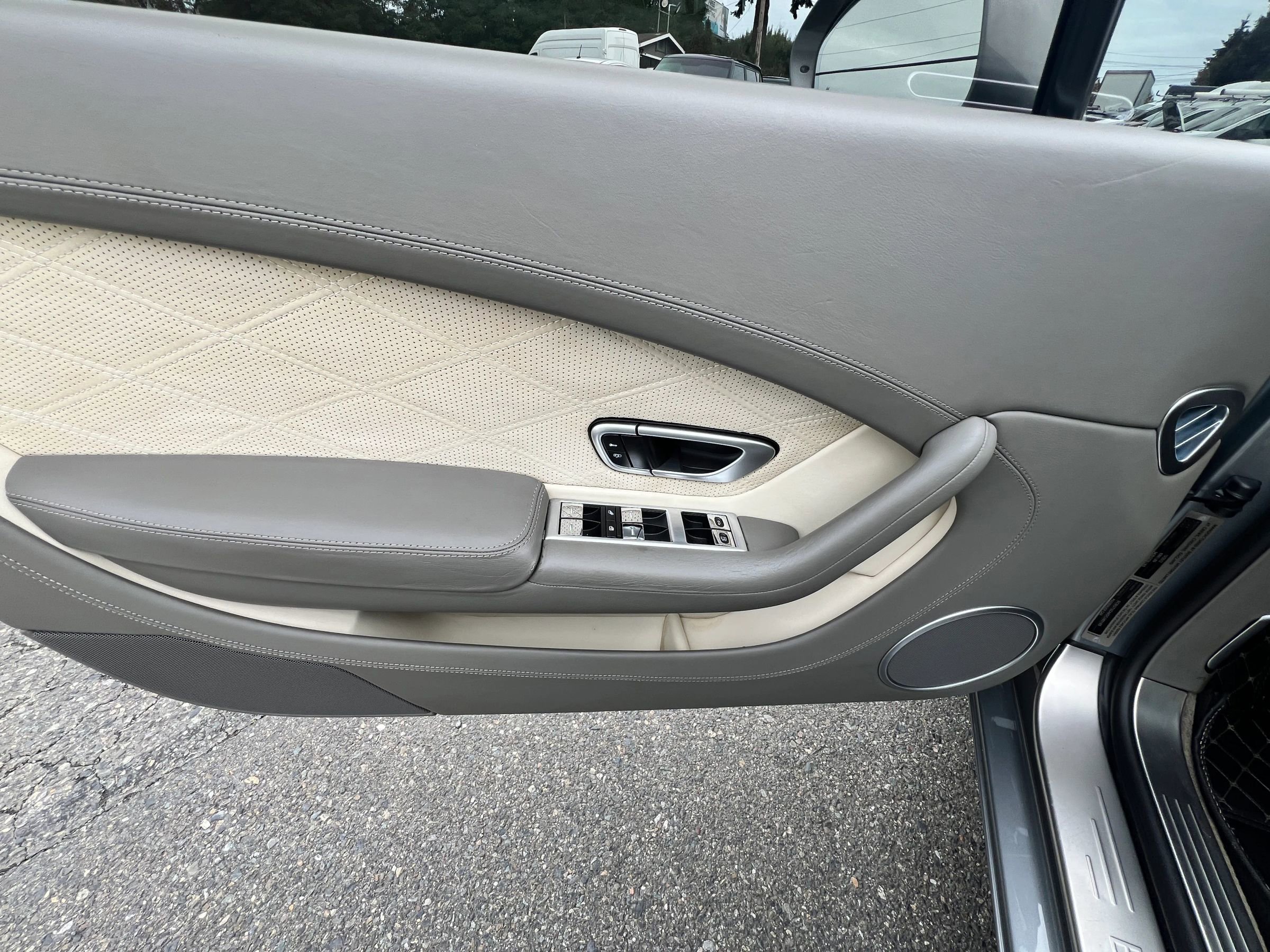 Used 2013 Bentley Continental GT image 9