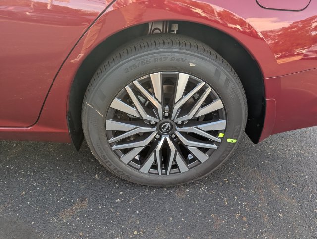 New 2026 Nissan Altima 2.5 SV FWD image 19