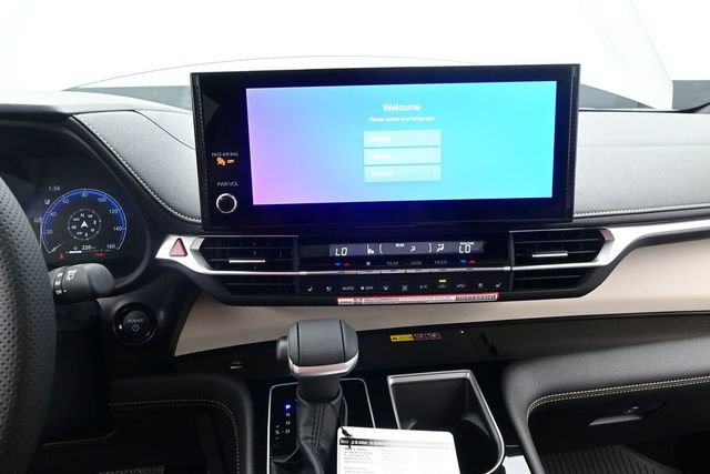 New 2026 Toyota Sienna Limited FWD image 6