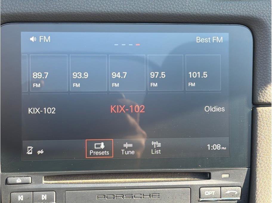 Used 2018 Porsche 718 Boxster Roadster 2D RWD image 16