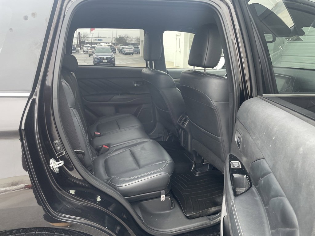 Used 2020 Mitsubishi Outlander SEL image 14