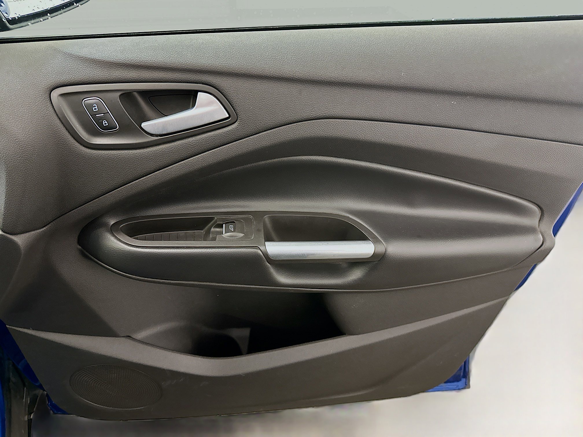 Used 2019 Ford Escape SE image 32