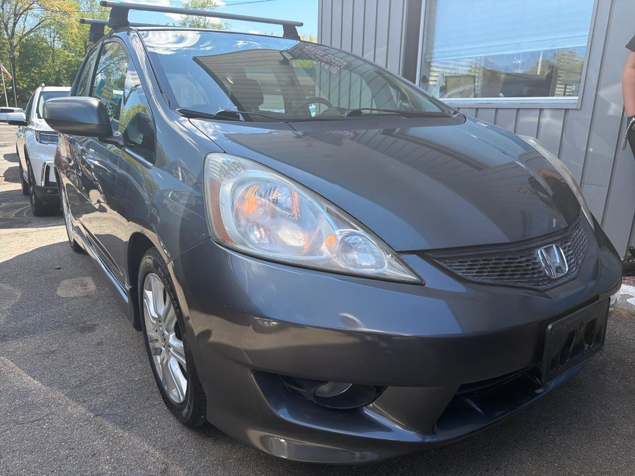 Used 2011 Honda Fit Sport image 3