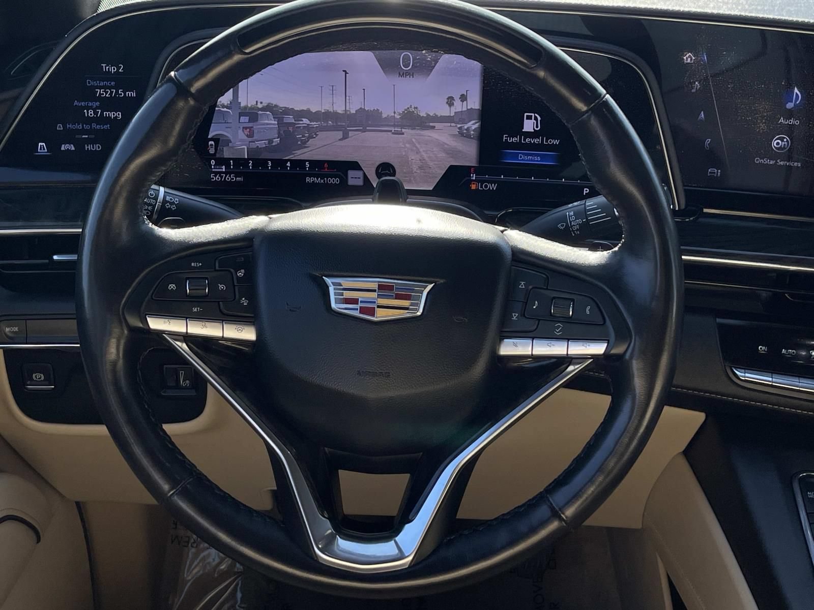 Used 2024 Cadillac Escalade Premium Luxury RWD image 10