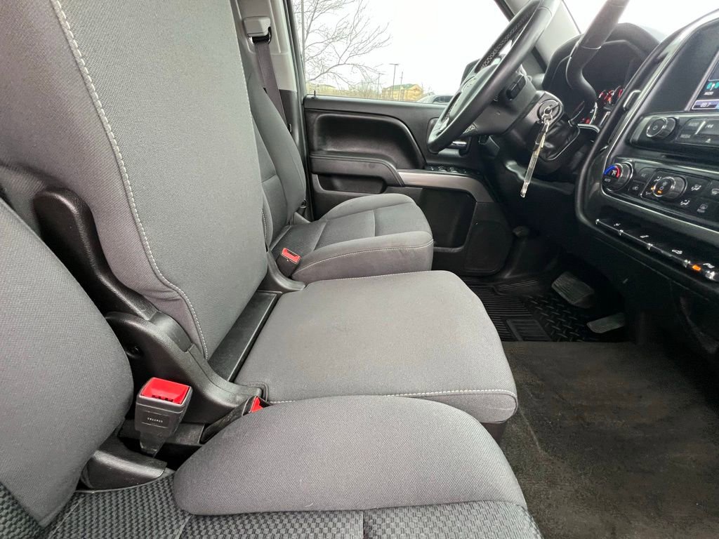 Used 2017 Chevrolet Silverado 1500 LT w/ All Star Edition image 31