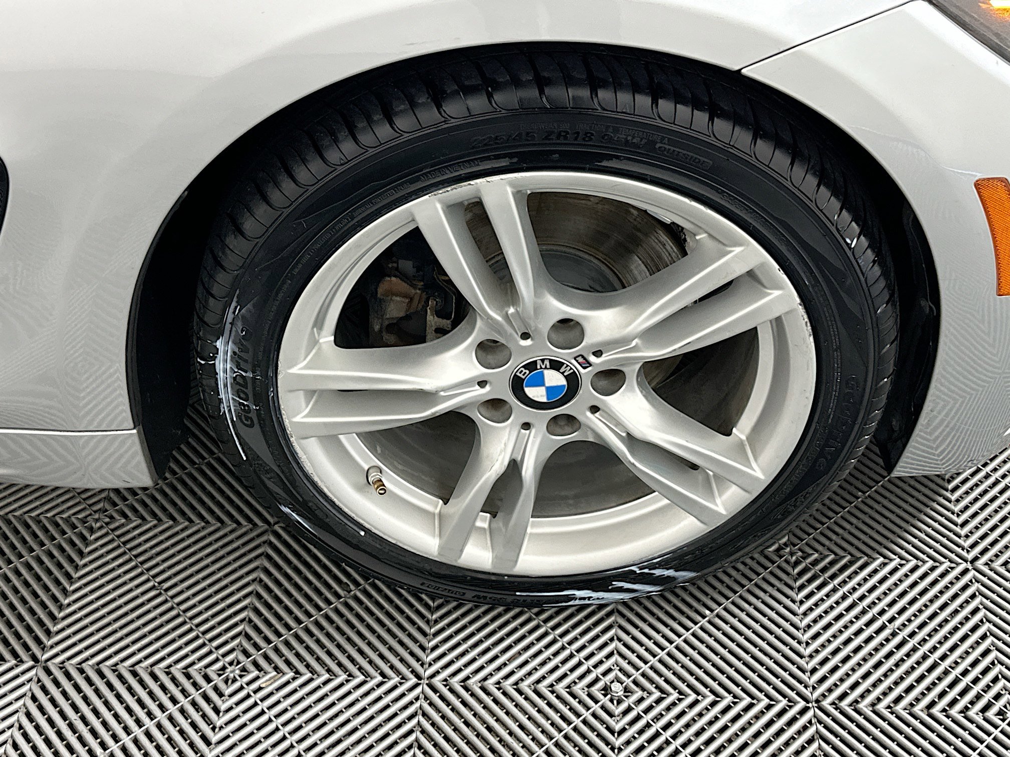 Used 2018 BMW 430i Convertible RWD image 11