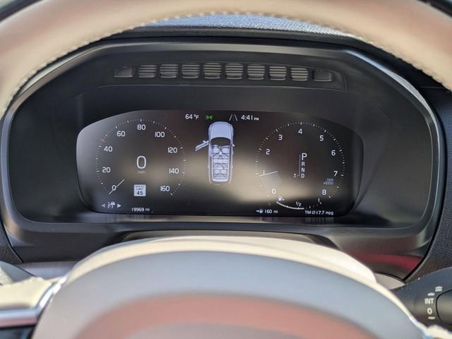 Used 2022 Volvo XC90 T5 Momentum w/ Climate Package image 14