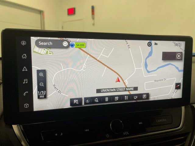 Used 2024 Nissan Altima 2.5 SR w/ SR Premium Package image 18