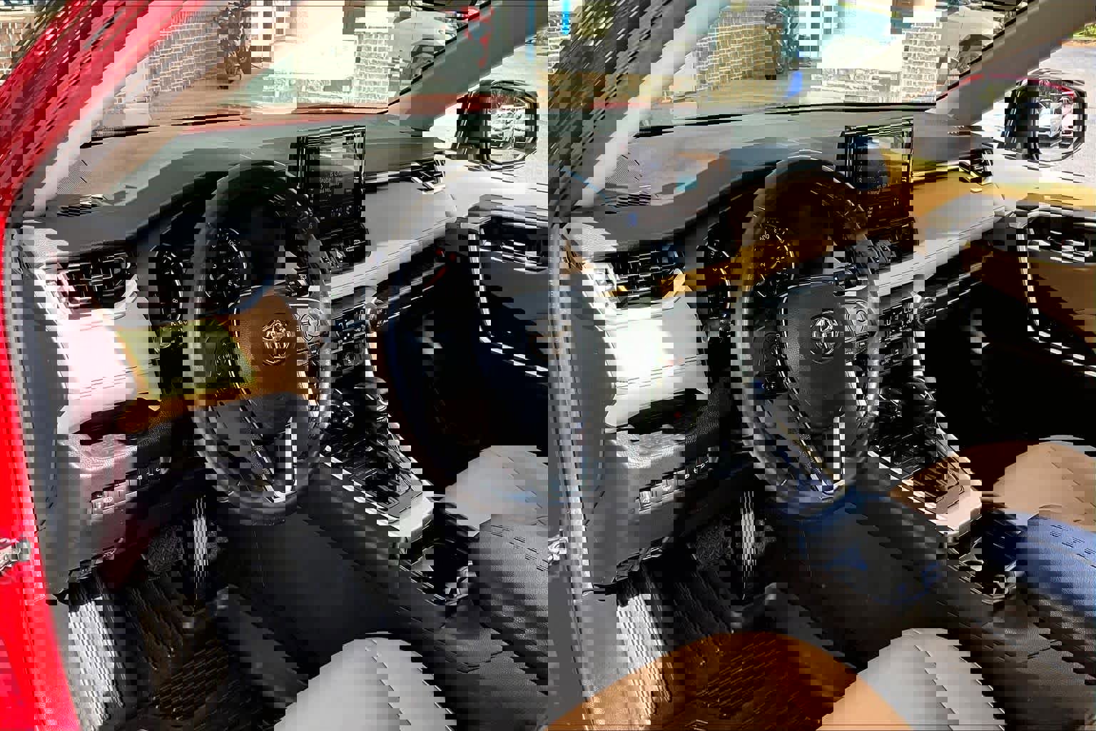 Used 2019 Toyota RAV4 XLE Premium w/ Cold Weather Package image 18