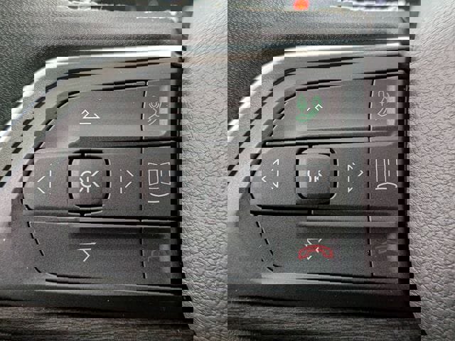 Used 2024 Jeep Grand Cherokee Limited image 18