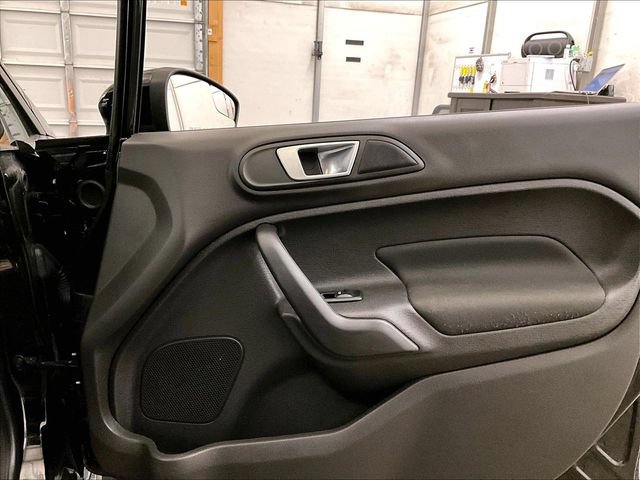 Used 2017 Ford Fiesta ST FWD image 24