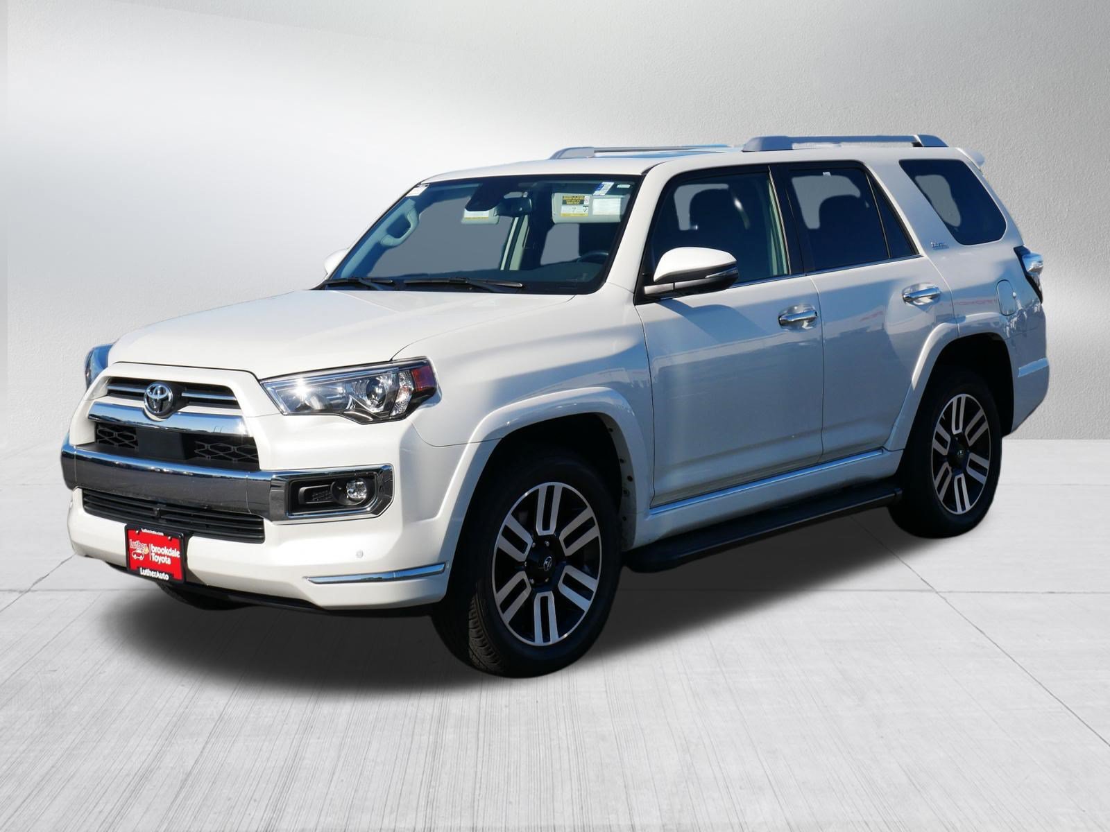 Certified 2023 Toyota 4Runner Limited AWD/4WD image 3