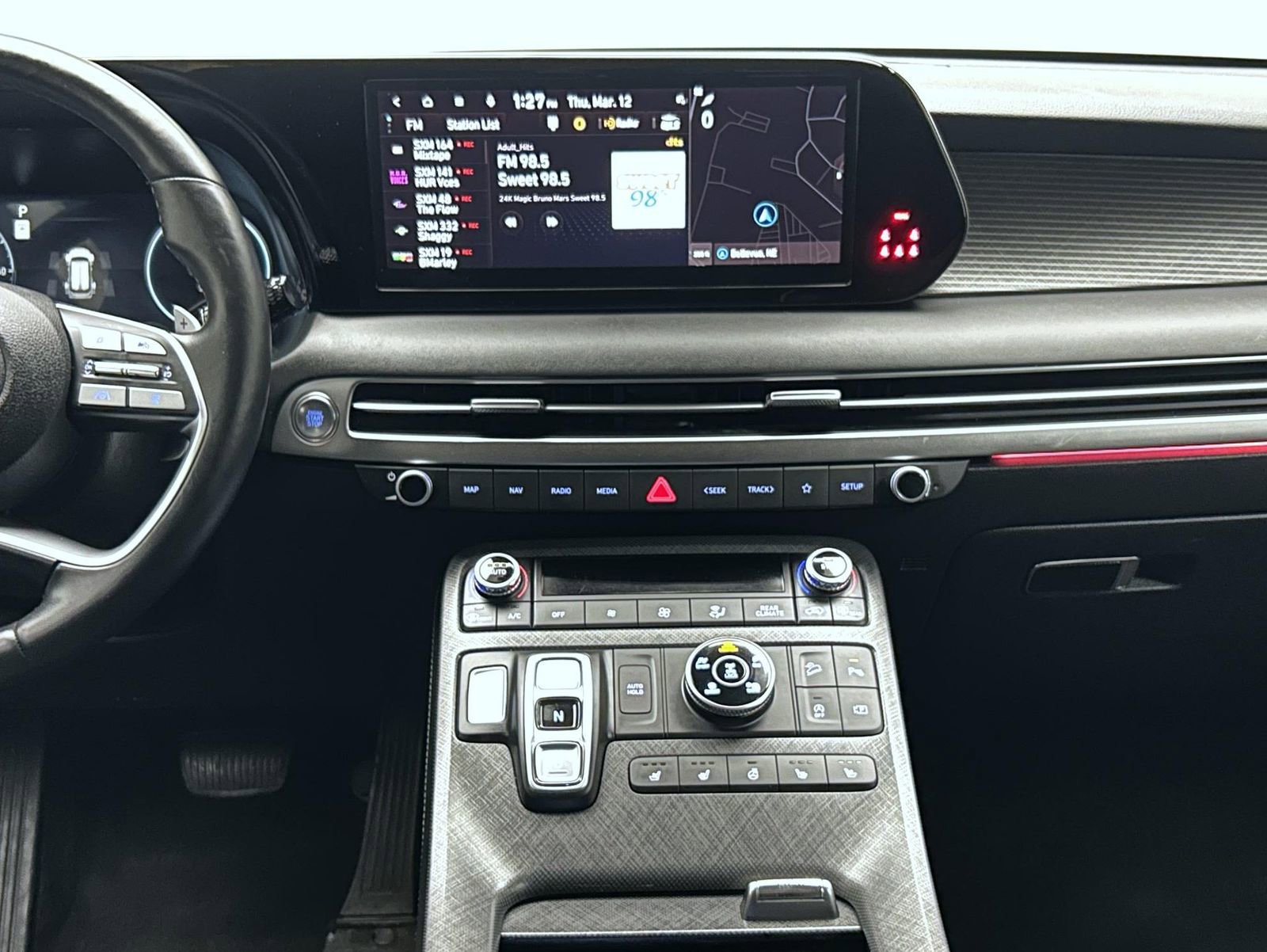 Used 2025 Hyundai Palisade Limited image 13