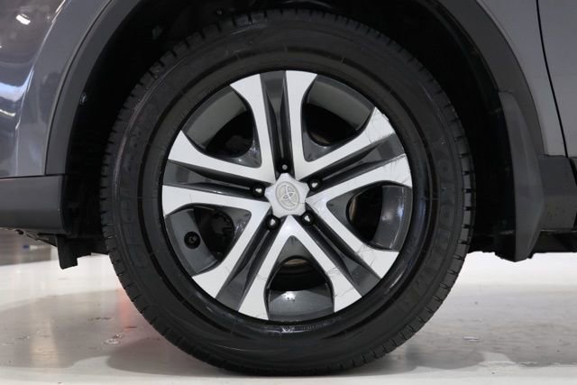 Used 2018 Toyota RAV4 LE w/ All Weather Liner Package image 11