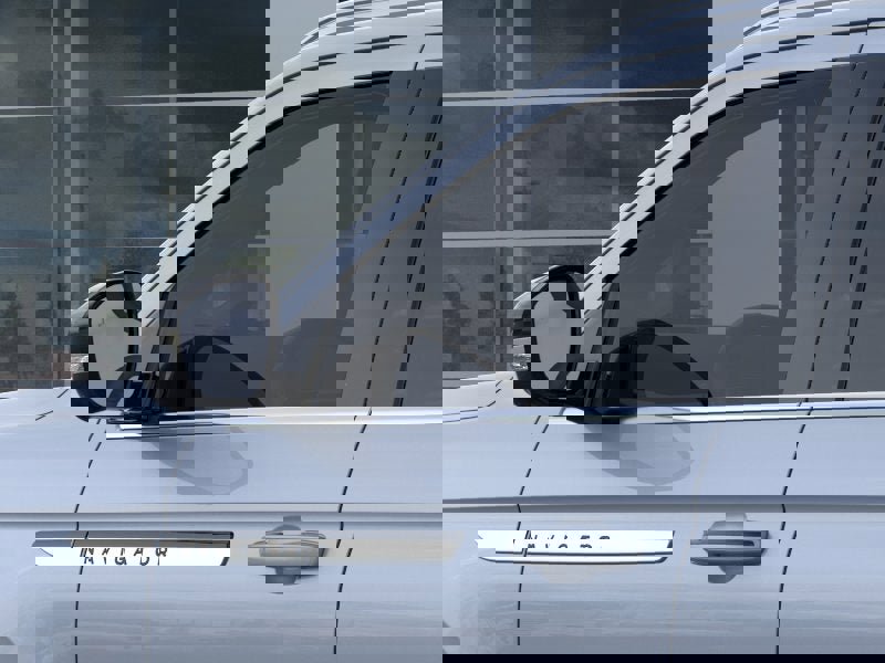 New 2026 Lincoln Navigator Reserve image 20