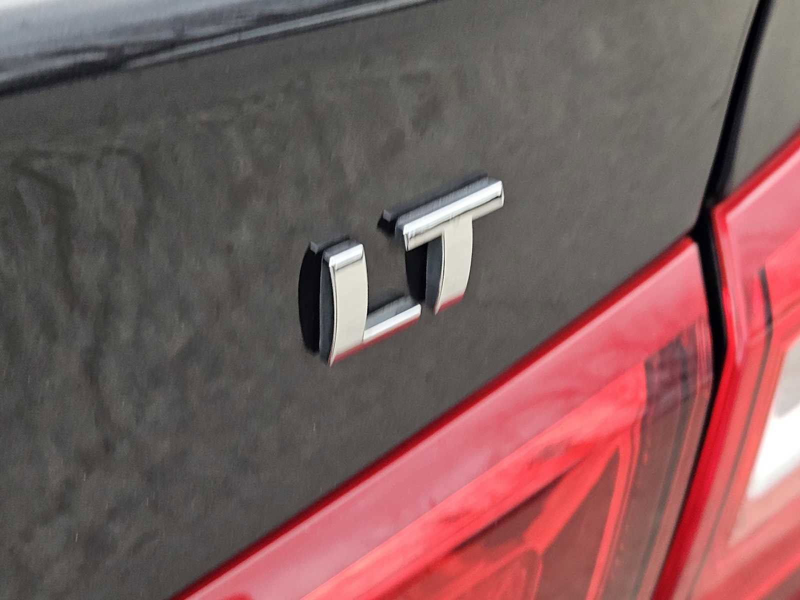 Used 2023 Chevrolet Malibu LT image 11