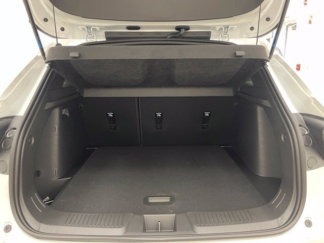 New 2026 Chevrolet Trax RS w/ Sunroof Package FWD image 13