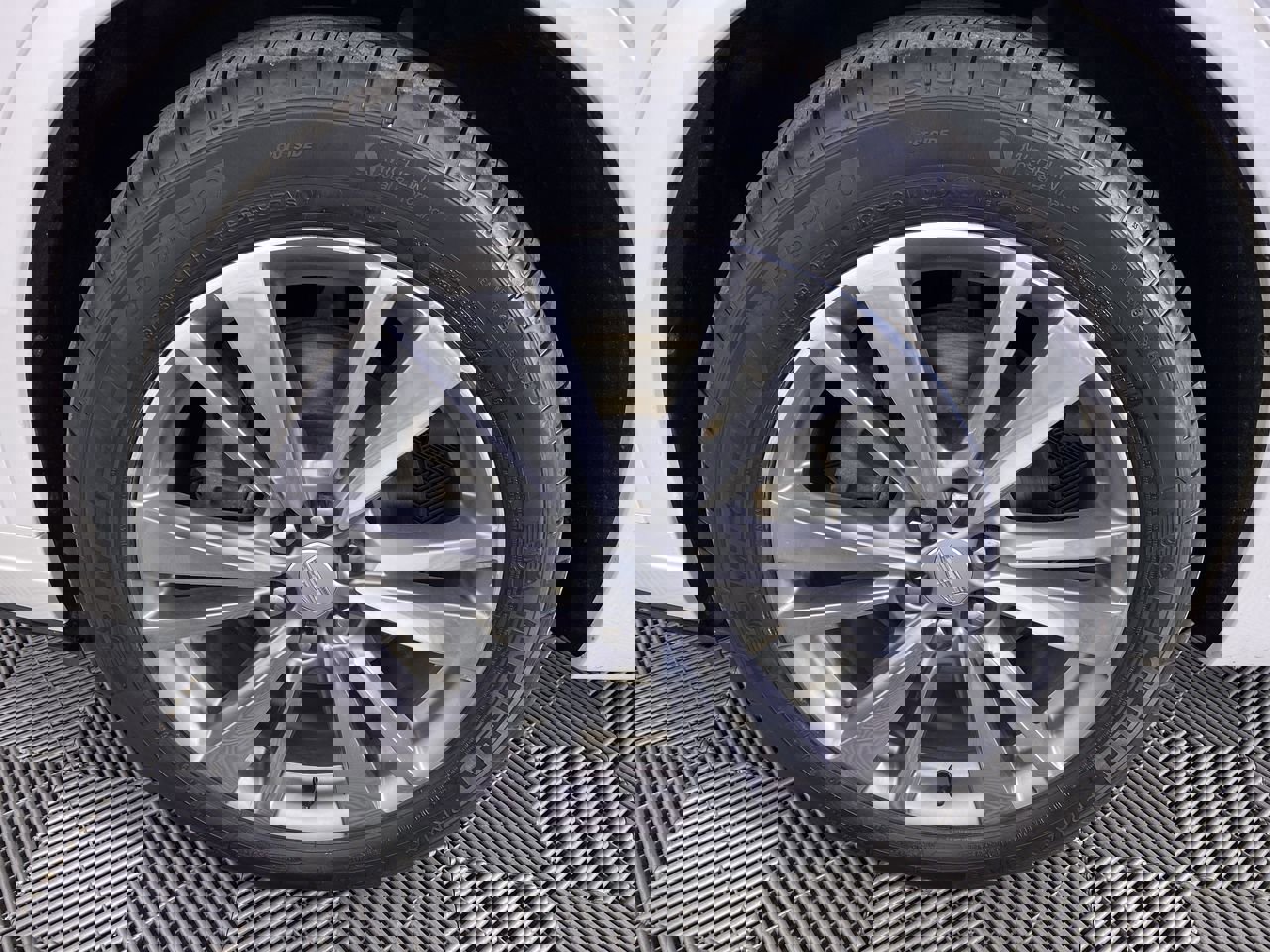 Certified 2023 Cadillac XT6 Premium Luxury image 16