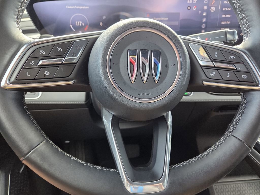 Used 2025 Buick Enclave Preferred FWD image 24