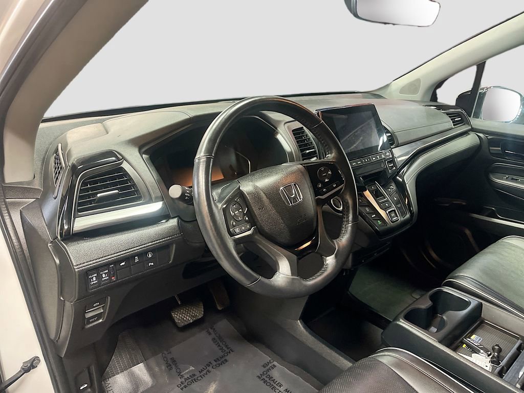 Used 2023 Honda Odyssey Elite image 9