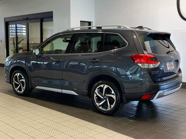 Used 2023 Subaru Forester Touring AWD/4WD image 4