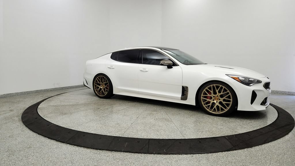 Used 2021 Kia Stinger GT1 image 6