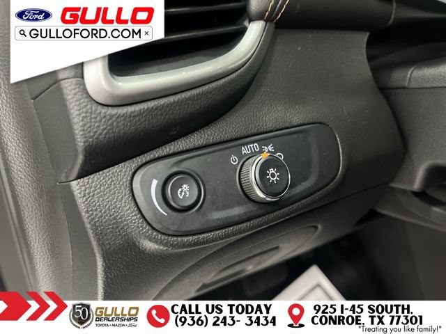 Used 2017 Chevrolet Trax LT w/ LT Convenience Package FWD image 20