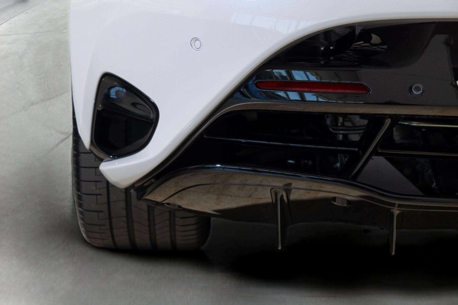 New 2026 McLaren 750S RWD image 18