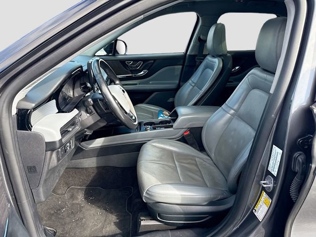 Used 2022 Lincoln Corsair AWD w/ Premium Package image 22