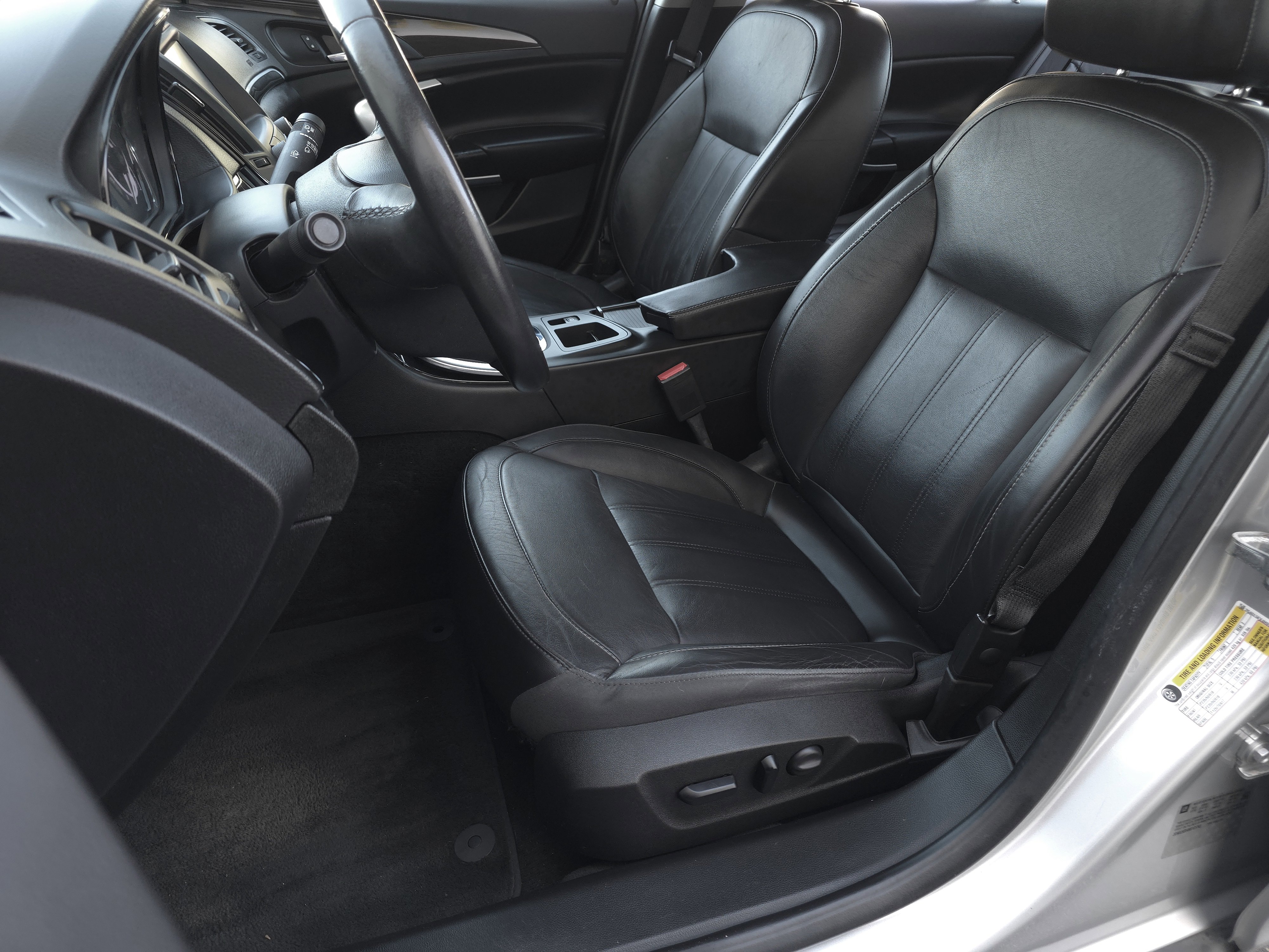 Used 2017 Buick Regal Sport Touring image 10