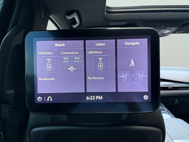 Used 2021 Cadillac Escalade ESV Sport w/ Driver Assist Tech Package AWD/4WD image 30