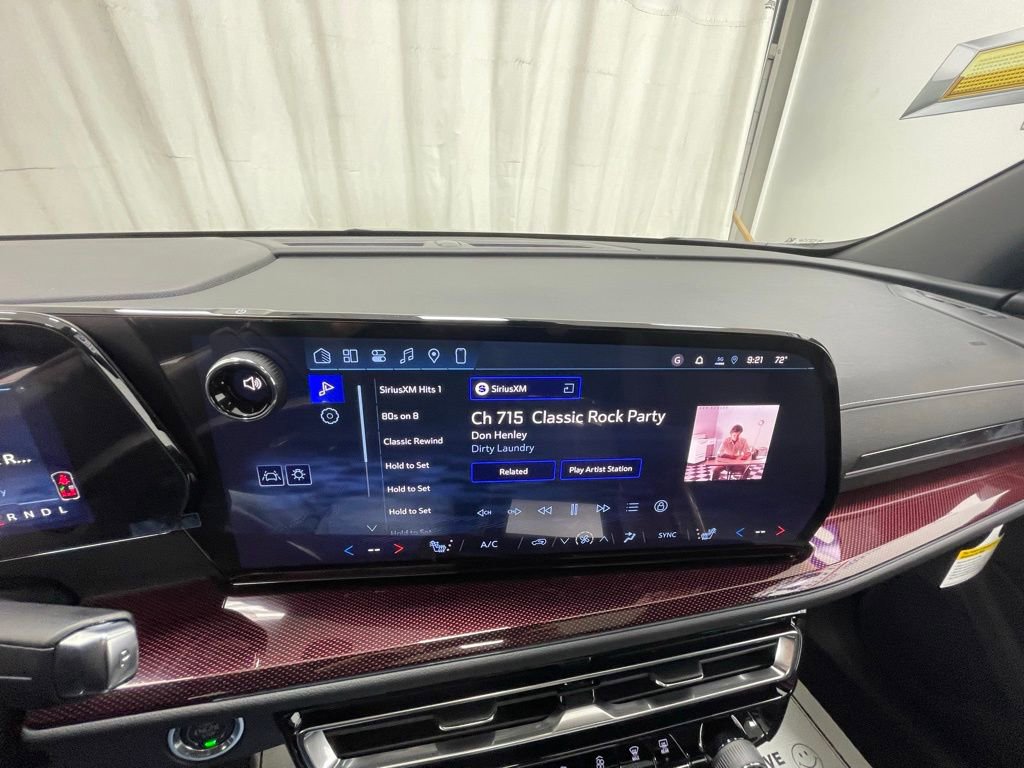 New 2026 Chevrolet Traverse Z71 image 25