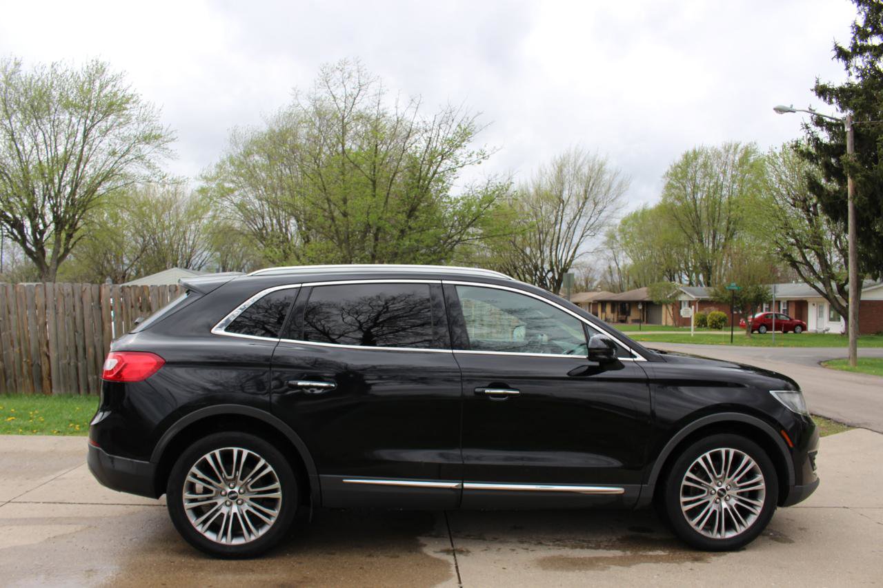 Used 2016 Lincoln MKX Reserve w/ Climate Package image 10