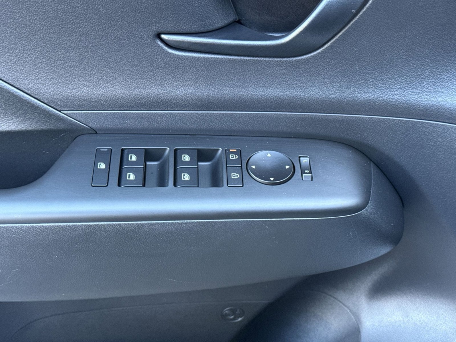 Certified 2026 Hyundai Kona SEL Sport image 15