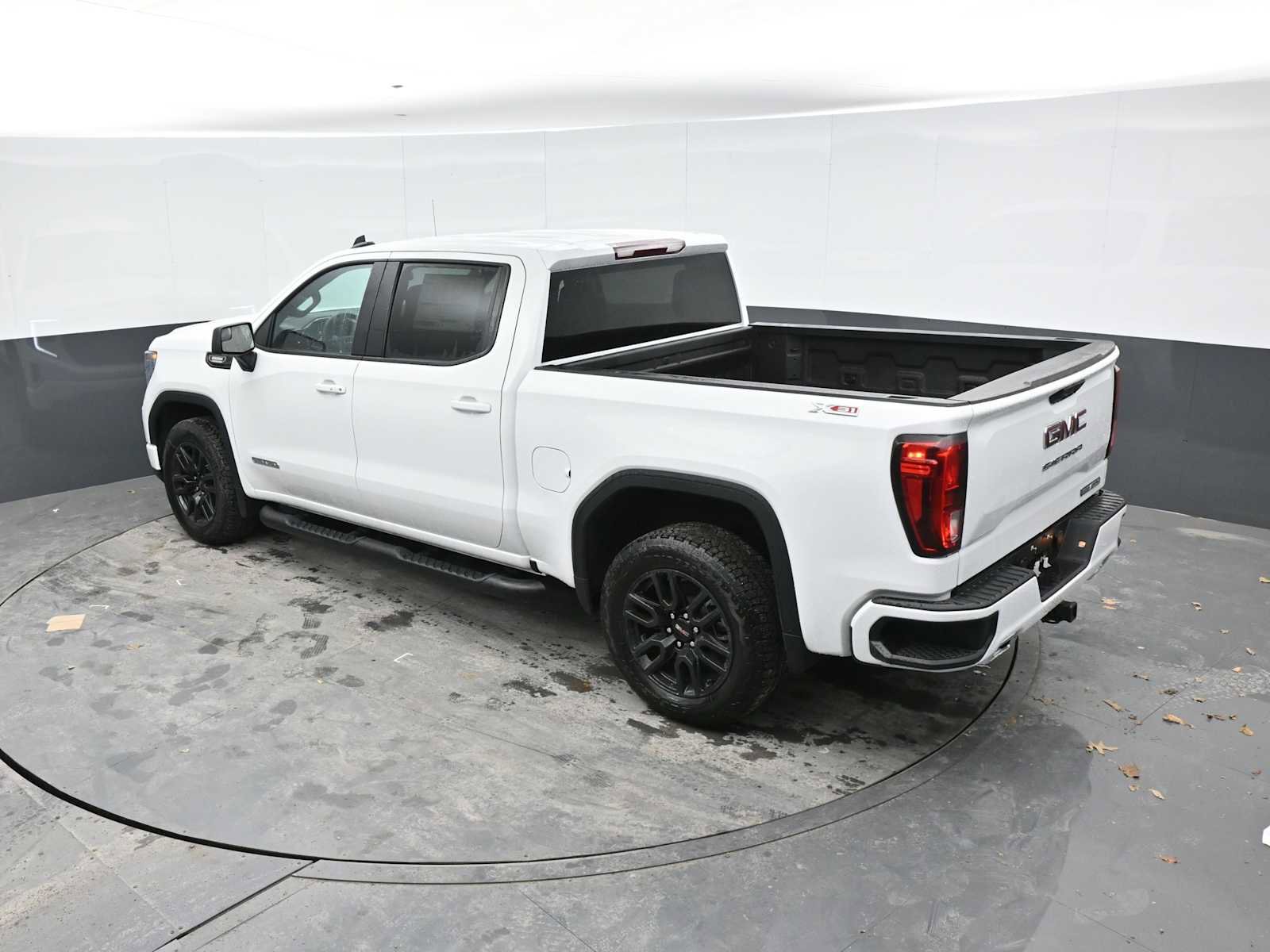 New 2026 GMC Sierra 1500 Elevation AWD/4WD image 25