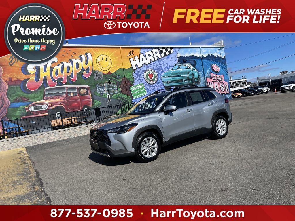 Used 2023 Toyota Corolla Cross LE w/ Moonroof Package video 1