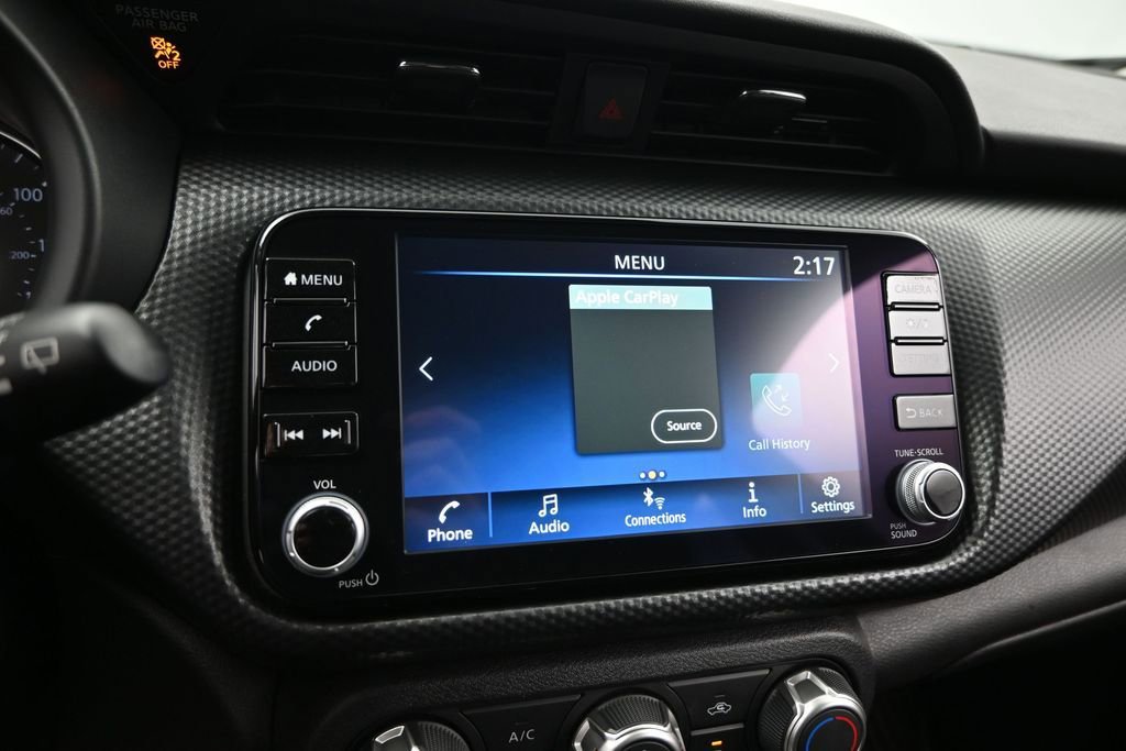 Used 2024 Nissan Kicks SV FWD image 18