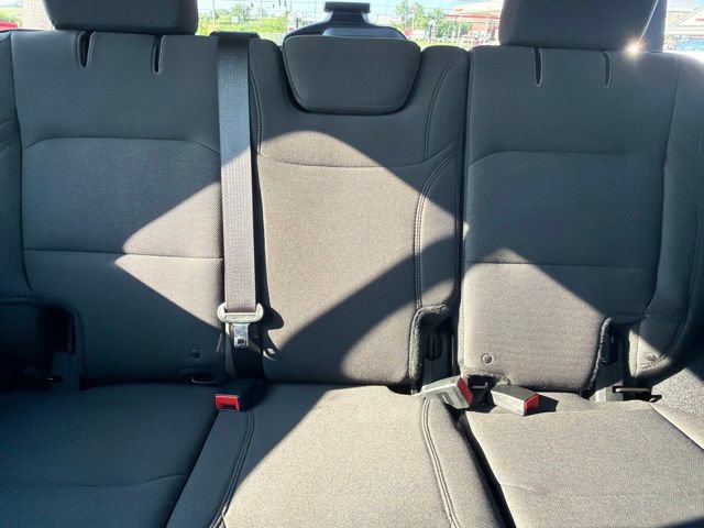 Used 2018 Jeep Wrangler Unlimited Sahara AWD/4WD image 21