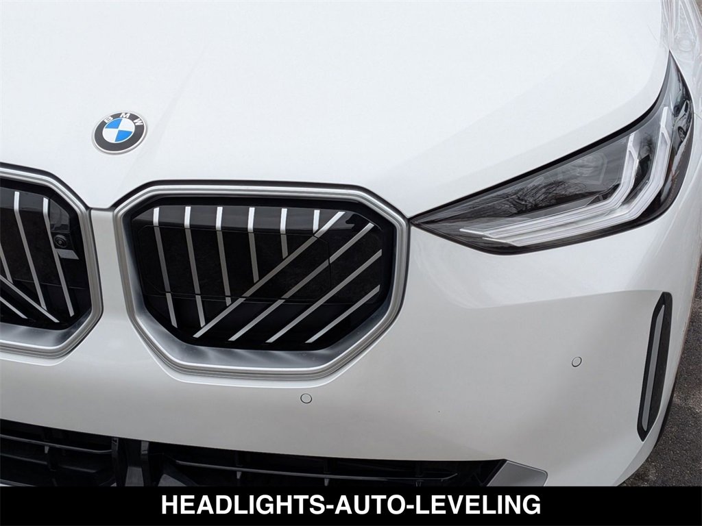 Used 2025 BMW X3 xDrive30i w/ Premium Package image 9
