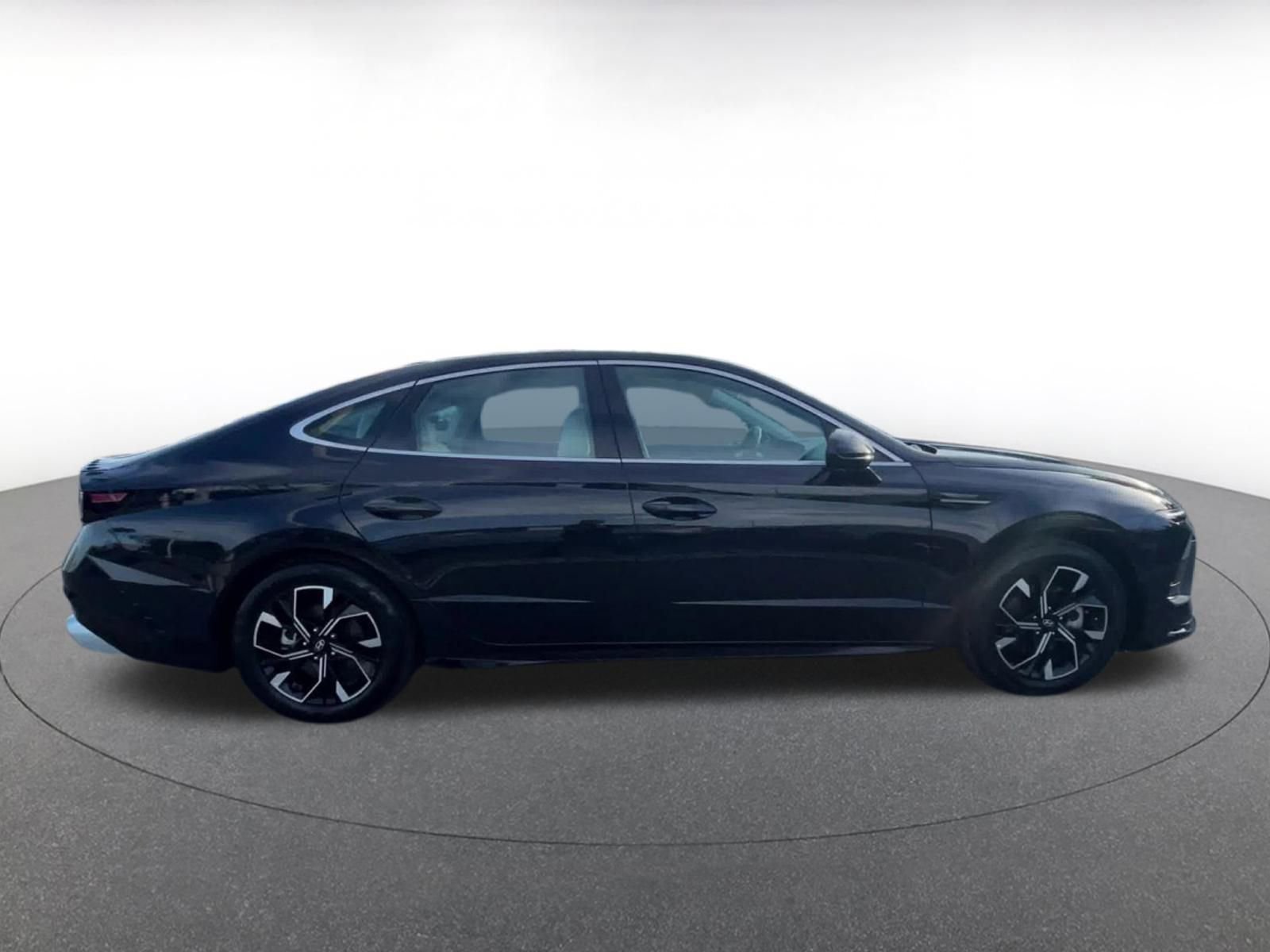 Used 2025 Hyundai Sonata SEL image 16