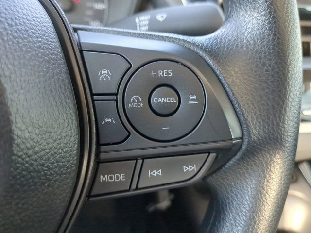 Used 2025 Toyota Corolla LE FWD image 22
