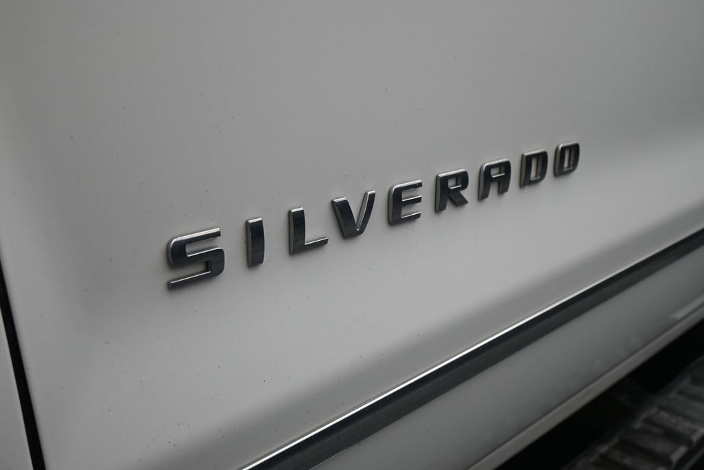 Used 2018 Chevrolet Silverado 1500 LTZ w/ Sport Package AWD/4WD image 9