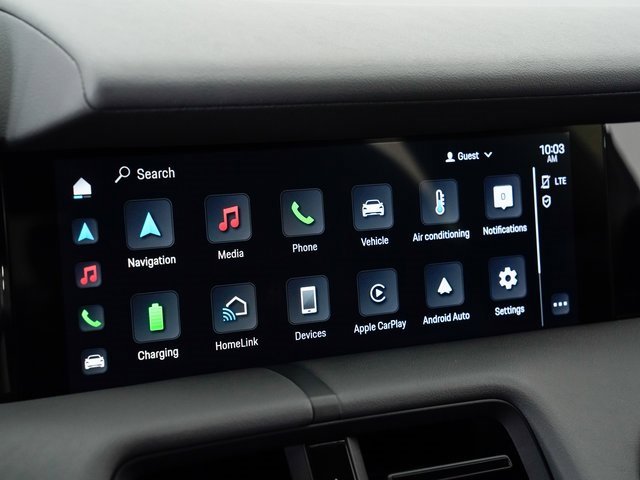 Used 2023 Porsche Taycan image 17