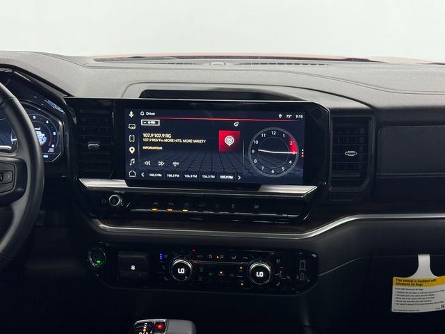 Used 2025 GMC Sierra 1500 SLT image 4