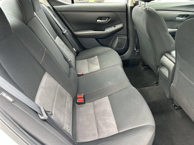 Used 2024 Nissan Sentra SR FWD image 14