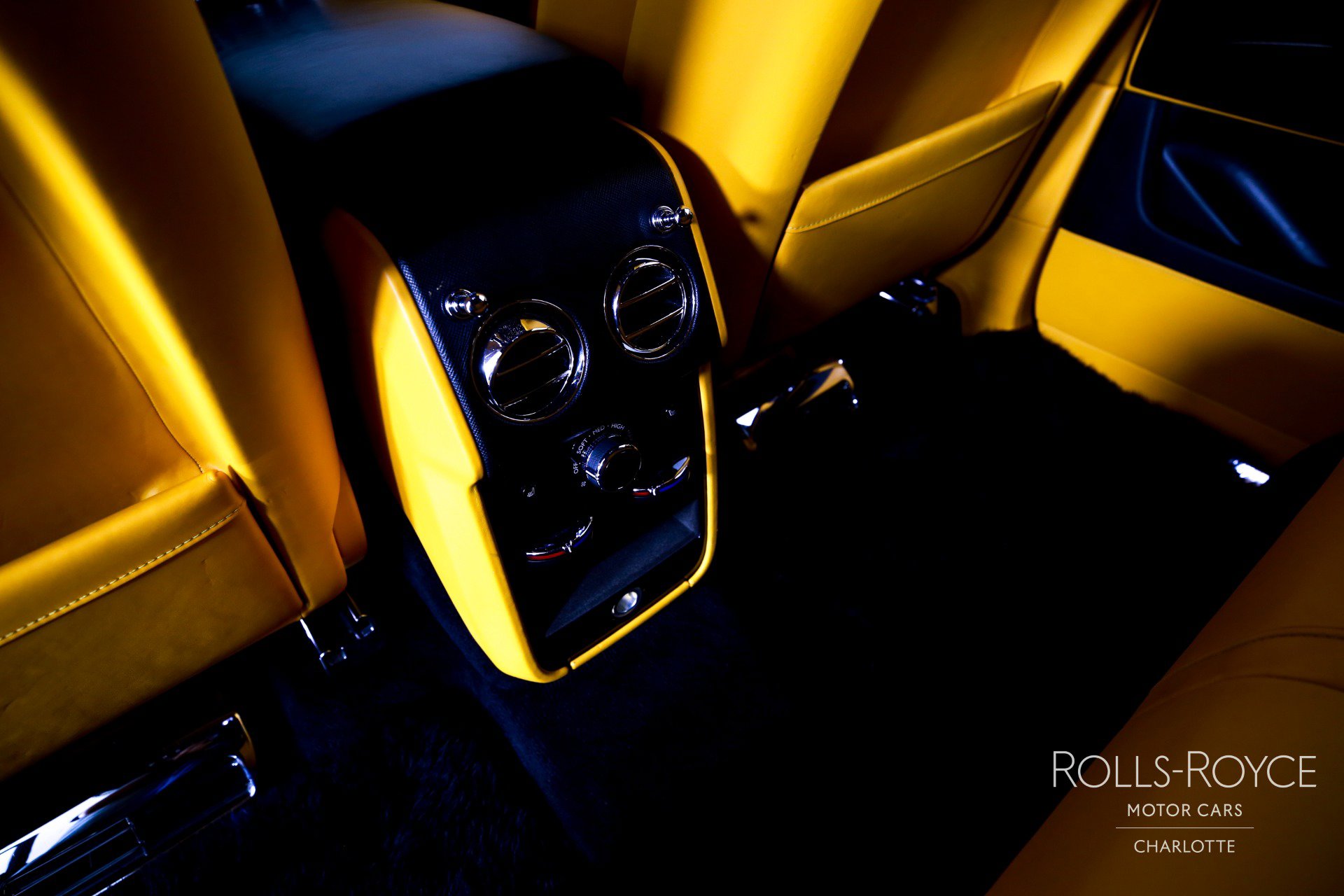 Used 2022 Rolls-Royce Cullinan image 20