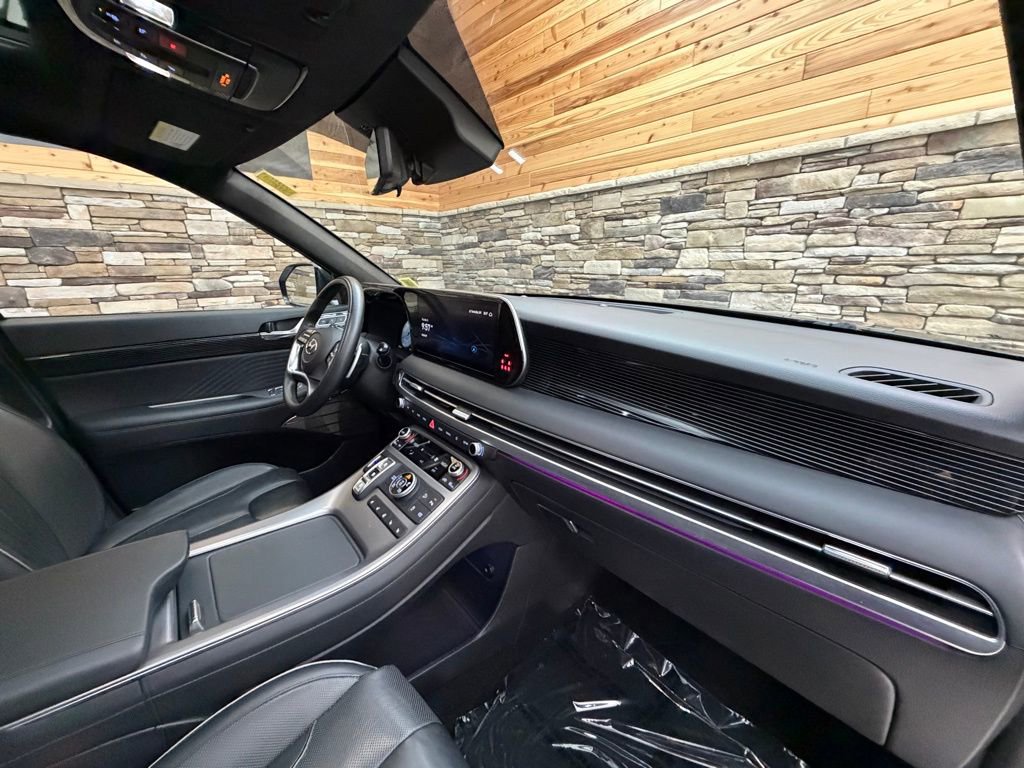 Used 2023 Hyundai Palisade Calligraphy w/ Cargo Package image 13