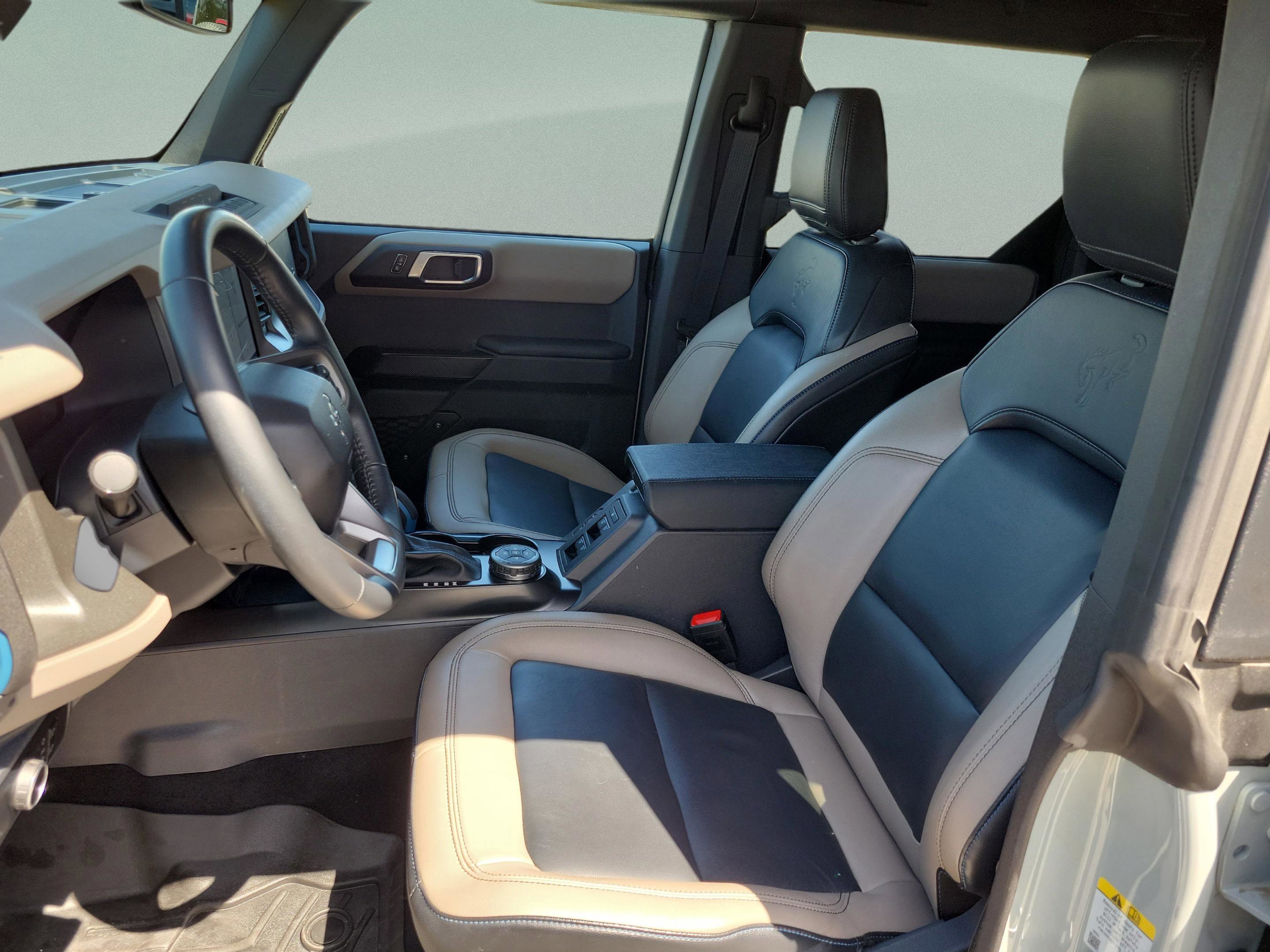 Used 2024 Ford Bronco Wildtrak image 7