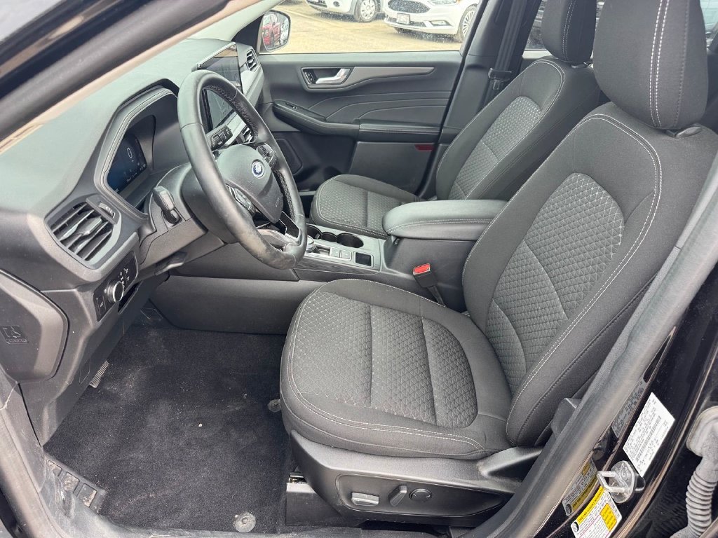 Certified 2023 Ford Escape Active w/ Tech Pack #2 AWD/4WD image 8