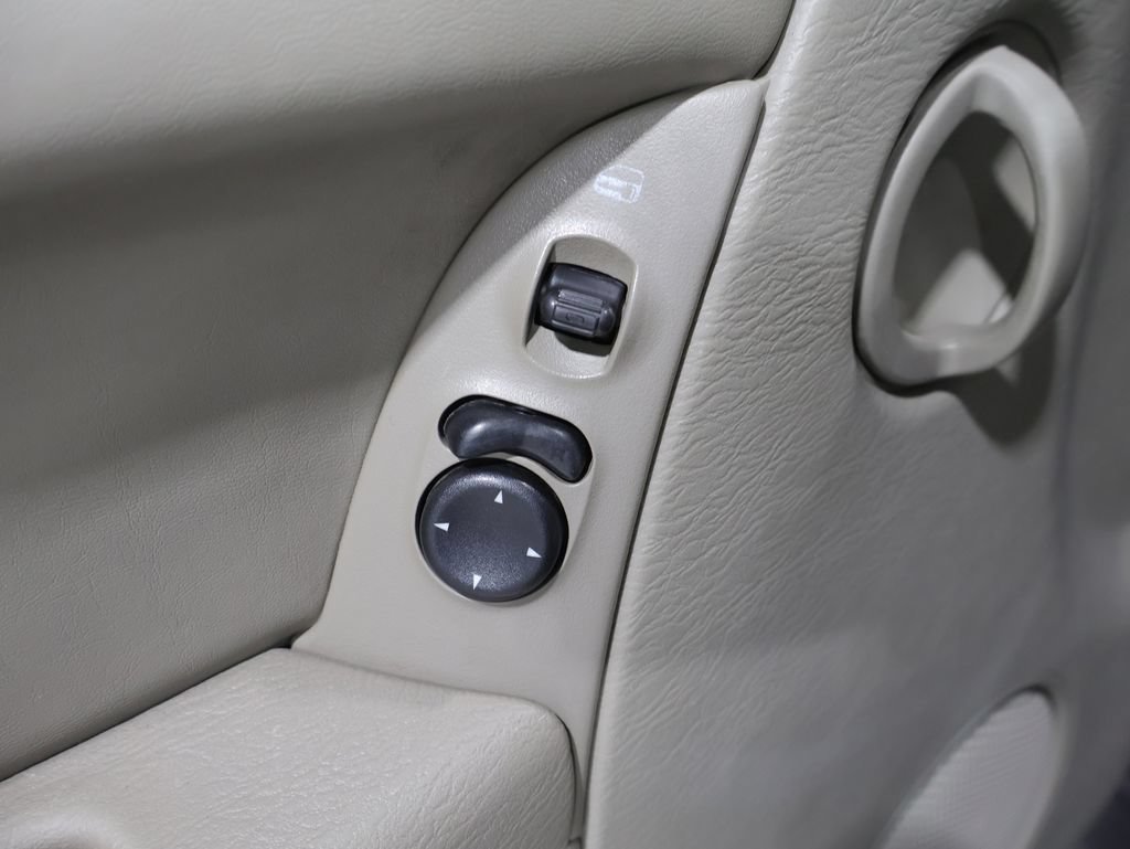 Used 2007 Jeep Liberty Sport AWD/4WD image 13